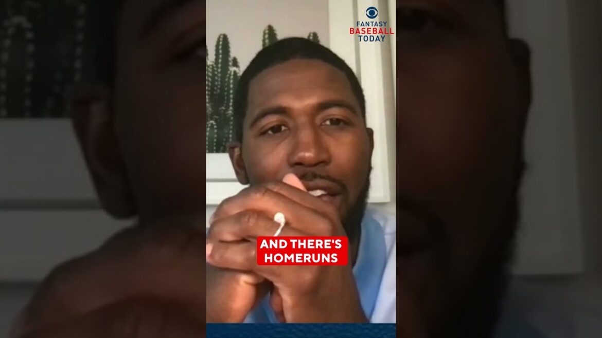 Shohei Ohtani est BUILT DIFFERENT 🤯 #shorts #anges |  Conseils sur le baseball fantastique