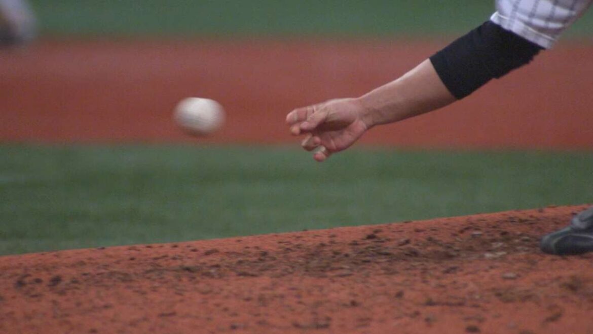 MLB@JPN : Makita montre la livraison de sous-marins au Japon