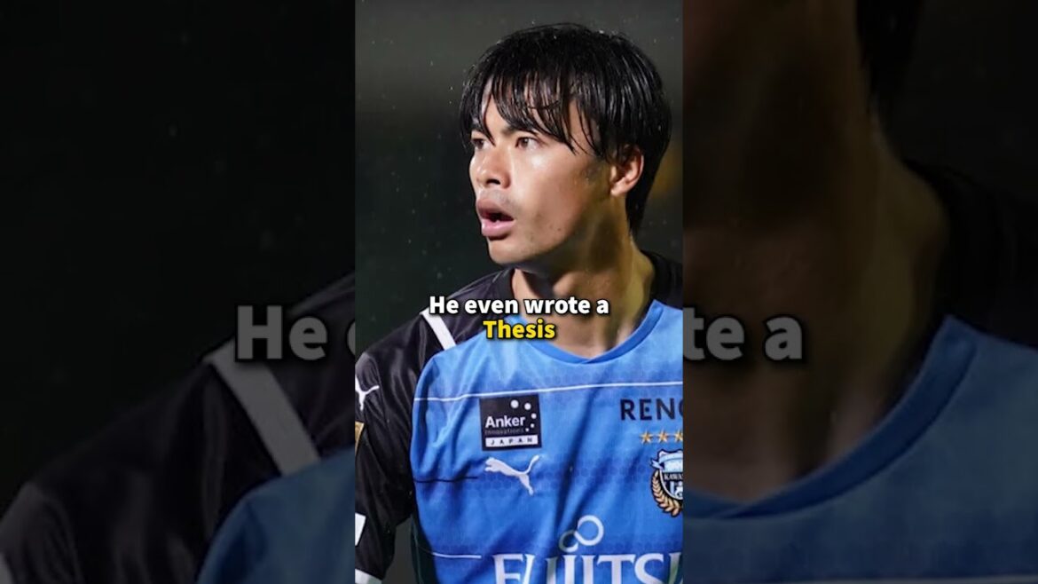 Mitoma a étudié le dribble à l'université 😳🎓