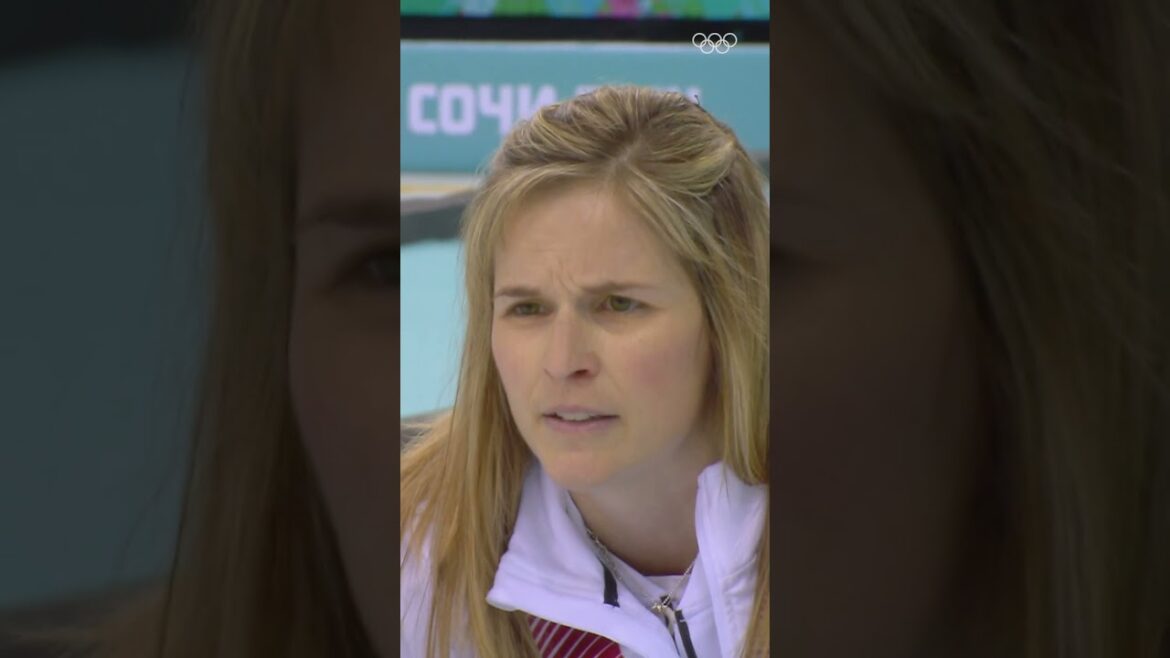 Sound ON for this curling win! 🔊🥌🇨🇦