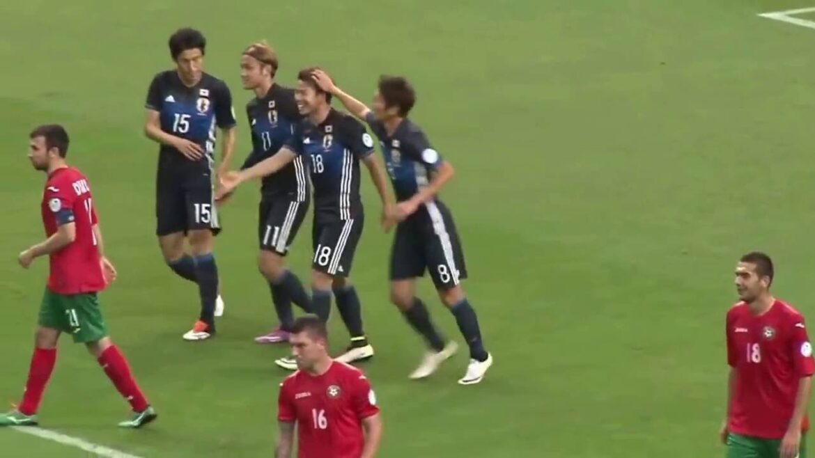 Takuma Asano Bienvenue à Arsenal FC