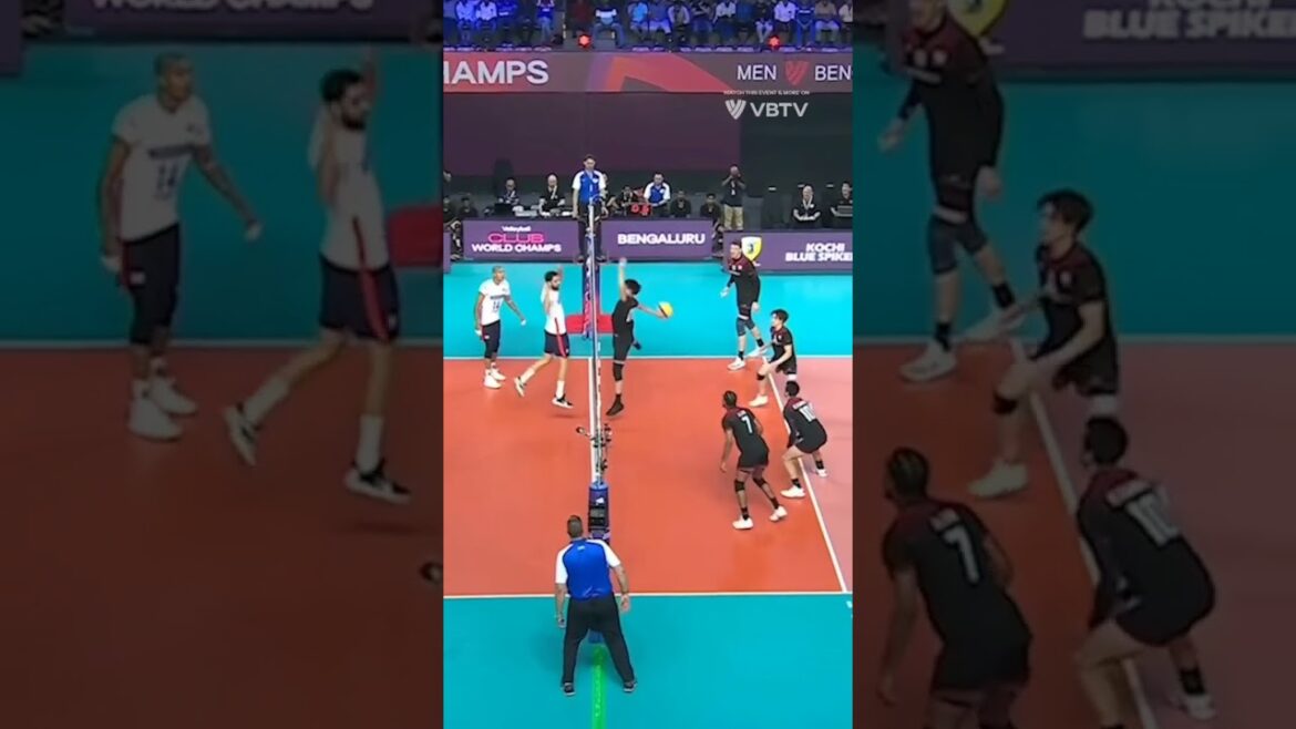 Un méga rallye irréel (volleyball)