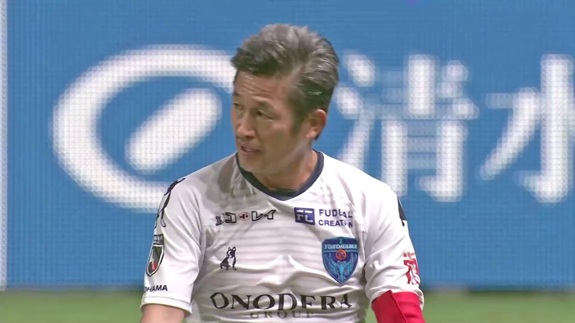 A quoi ressemble réellement ce joueur de 55 ans sur le terrain ?