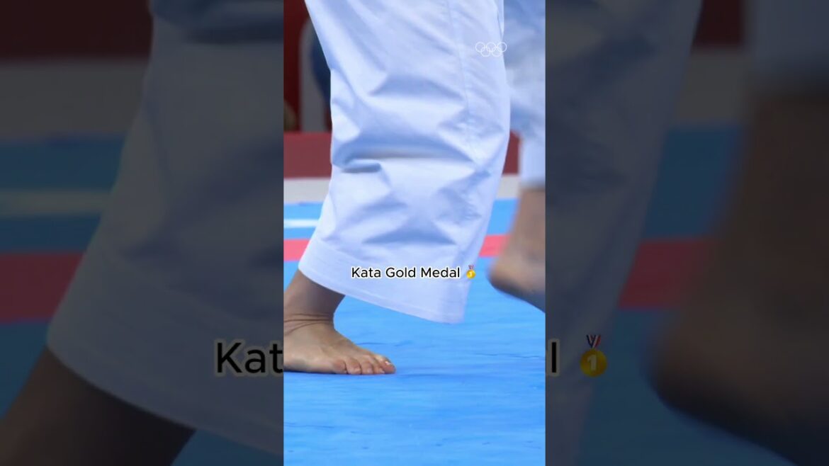 Perfection in motion. 😮‍💨 Sandra Sanchez at Tokyo 2020