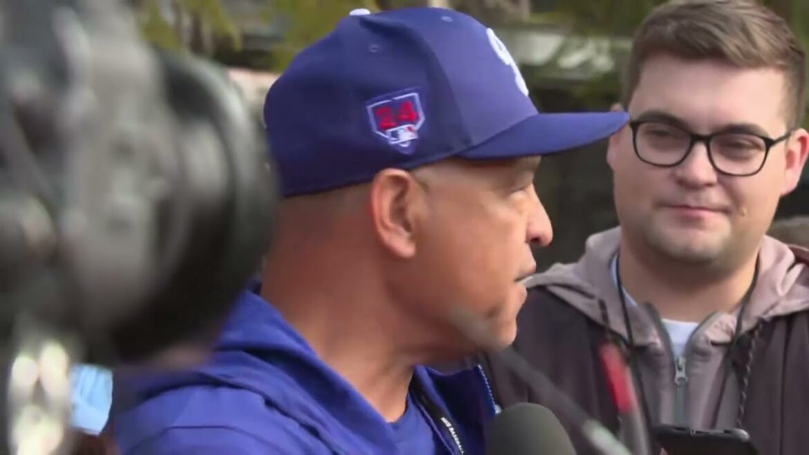 Roberts : "J'ai encore besoin de me pincer" alors que Shohei Ohtani et Yoshinobu Yamamoto débutent le camp des Dodgers