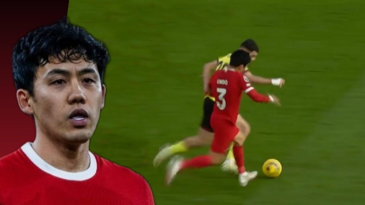 Wataru Endo est construit différemment 🇯🇵