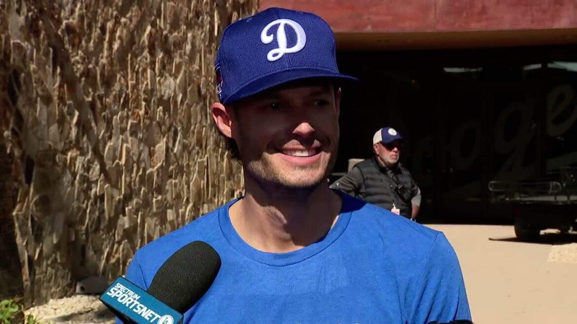 Le lanceur des Dodgers Joe Kelly adore le cadeau Porsche de Shohei