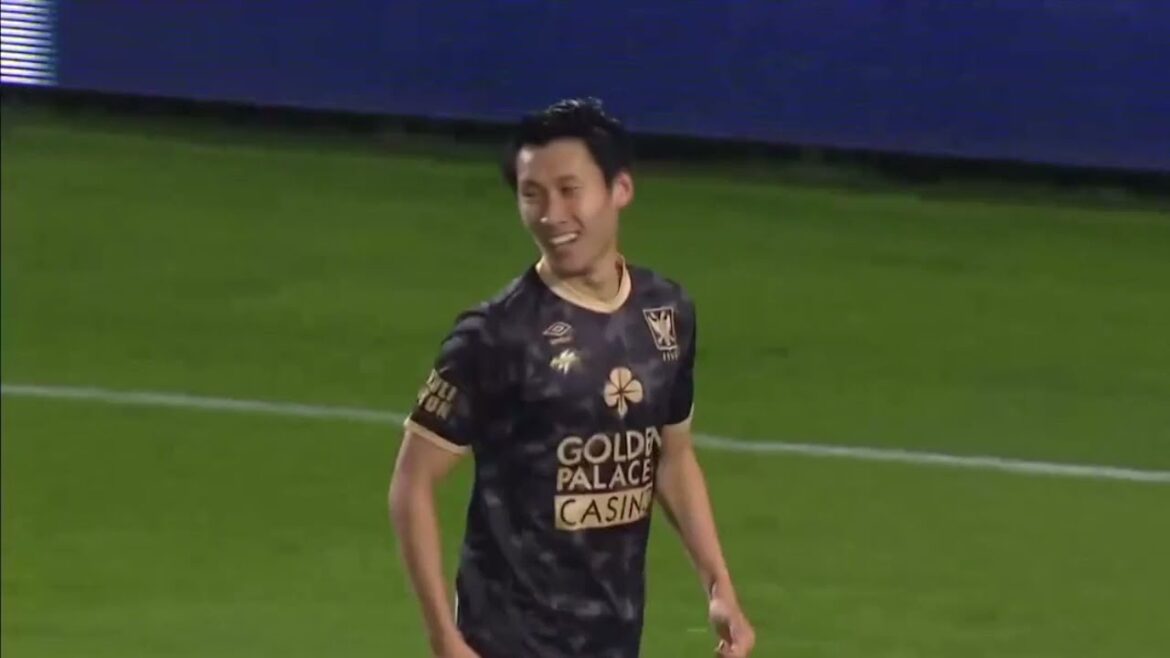 [Francfort]La collection presque complète de buts de Daichi Kamata en Europe_Partie 1[Sint-Truiden]