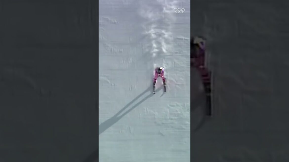 Skiing at over 200km/h 🤯