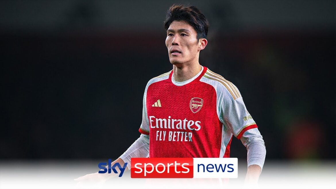 RUPTURE : Takehiro Tomiyasu signe un nouveau contrat à Arsenal jusqu'en 2026