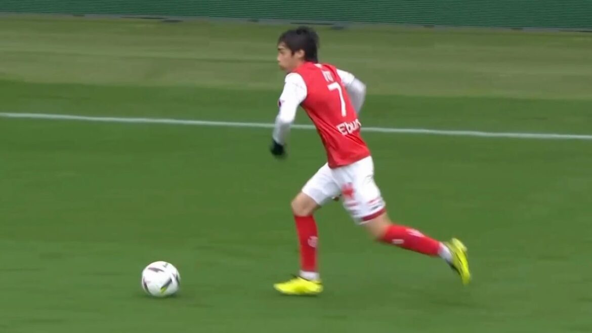 C'est ce qui arrive lorsque Junya Ito devient sérieuse avec une partenaire féminine