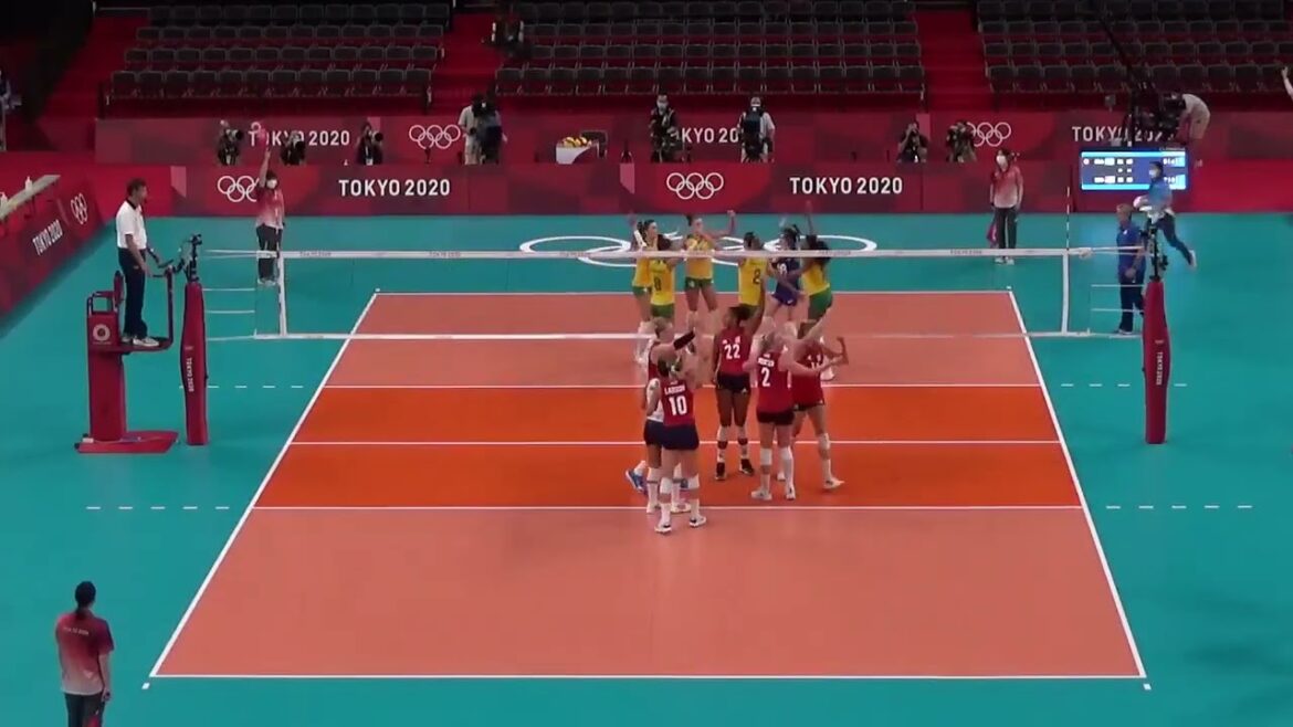Volleyball USA Annie Drews a obtenu un incroyable 15 pts aux USA - Brésil lors de la finale de Tokyo