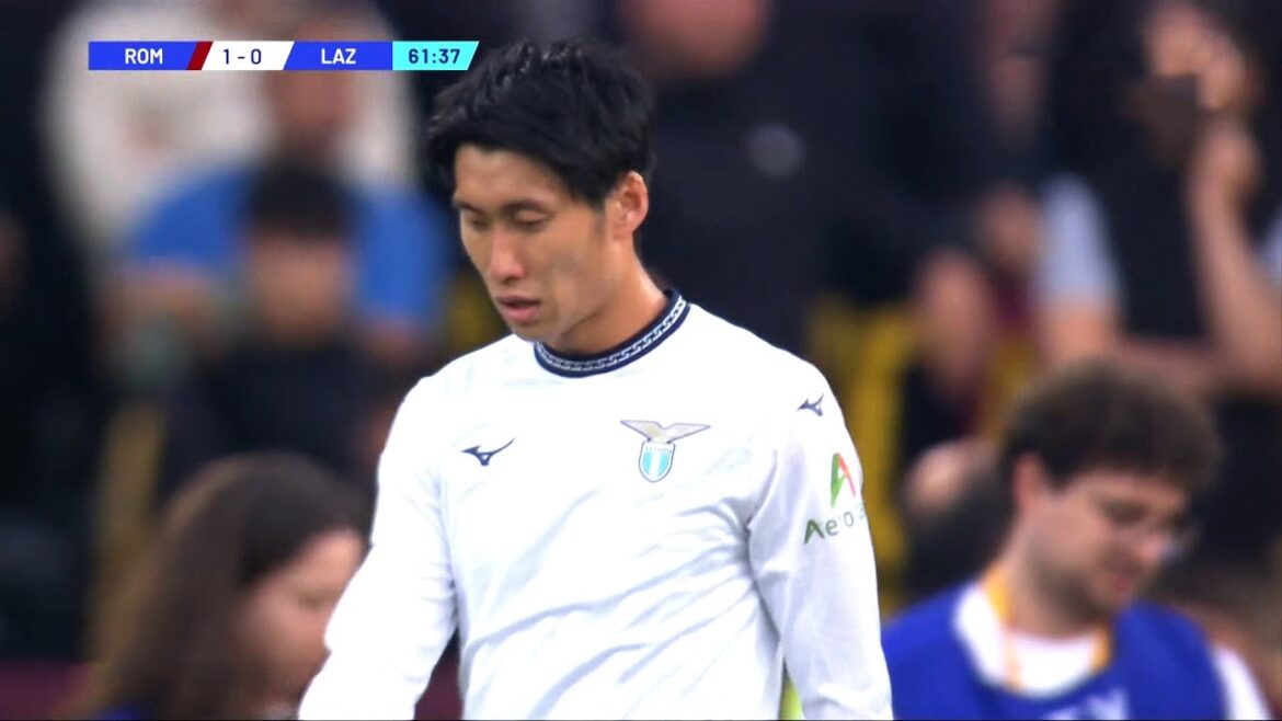 Daichi Kamata a failli marquer un but contre la Roma. C'est ainsi qu'il jouait.