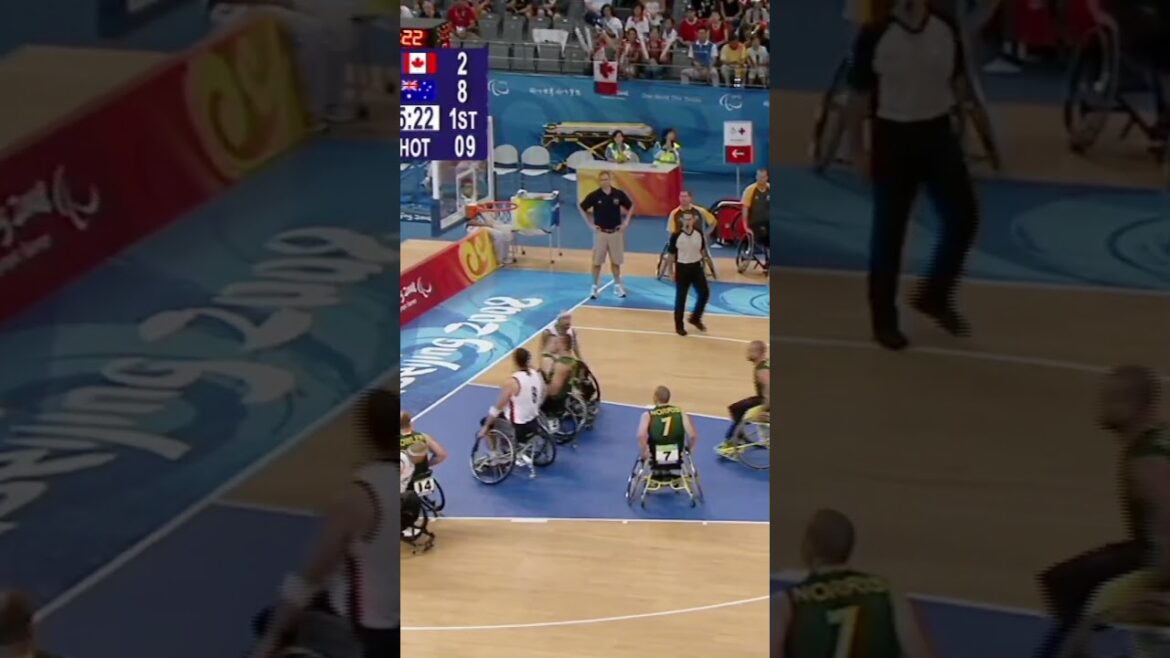 TIME TO BE CLUTCH 🏀 #Paris2024