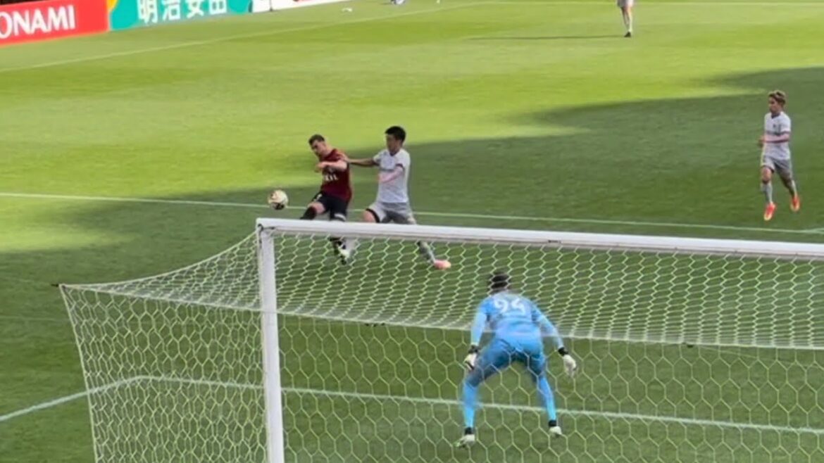 [Kashima Antlers]Cavlic joue en première mi-temps Kashima Antlers contre Kyoto Sanga