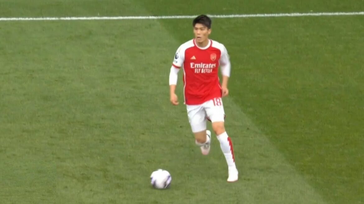C'est ce qui se passera si Takehiro Tomiyasu entre en jeu contre Aston Villa.
