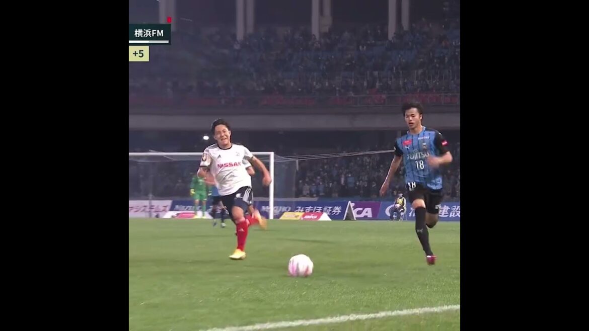 [Propulsion]Kaoru Mitoma Dribble collection qui avance (découpe)