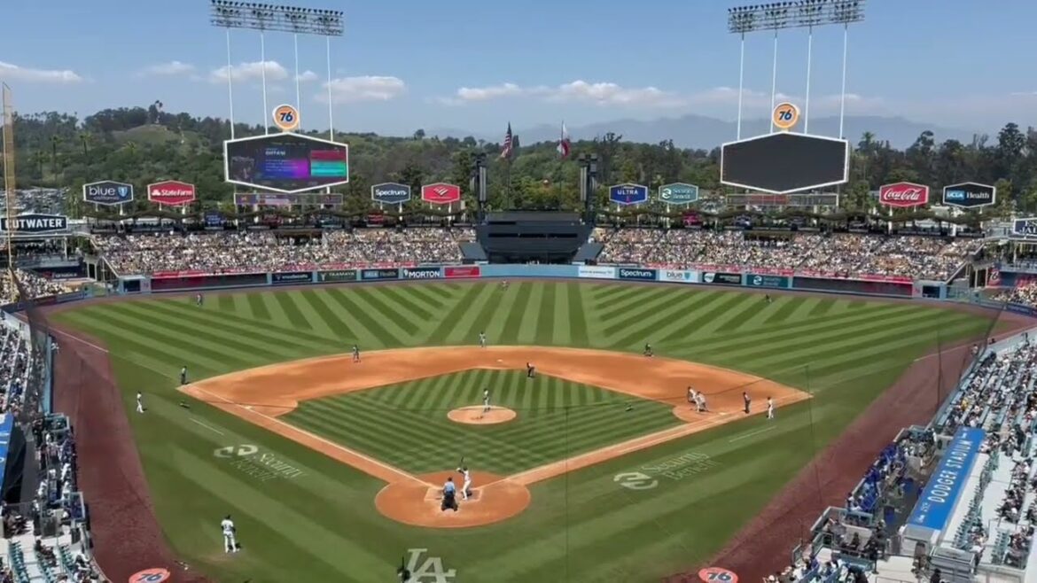 Home run n°176 de Shohei Otani Lumière vidéo locale Ne bouge pas d'un pas Godzilla Walking dépassant en toute confiance Hideki Matsui et Ichiro Dodgers #Shohei Otani #shoheiohtani