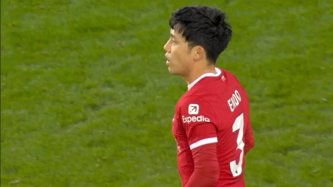 C'est ce qui se passe lorsque Wataru Endo entre en jeu contre Everton.