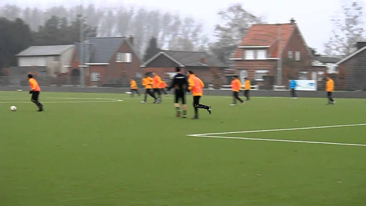 Entraînement d'Eiji Kawashima Lierse