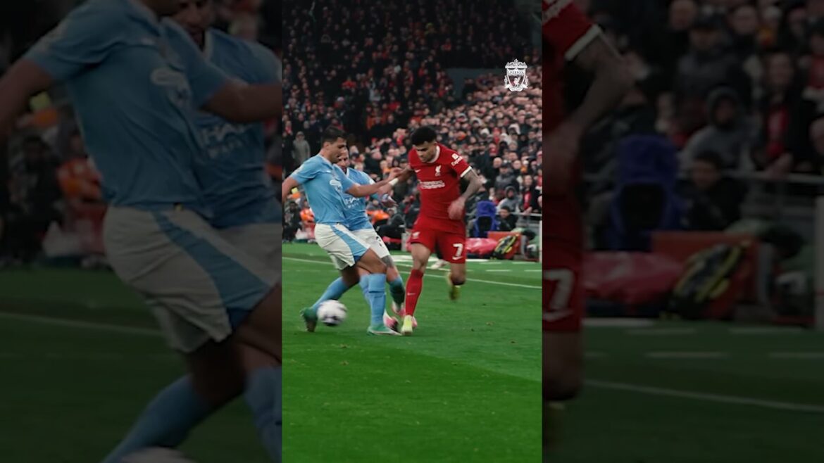 Diaz avec une course labyrinthique contre Man City ✨ Diaz avec une course labyrinthique contre Man City ✨