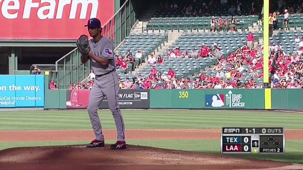 Yu Darvish commence le match hors de la dernière ligne droite (juin 2014)