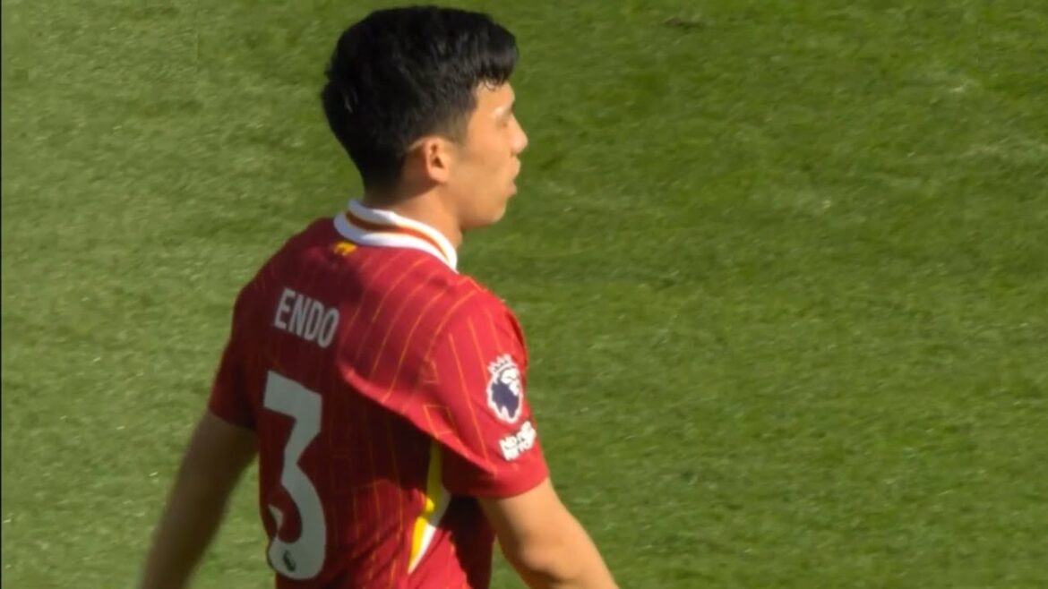 C'est ce qui arrive quand Wataru Endo devient sérieux contre les Wolves