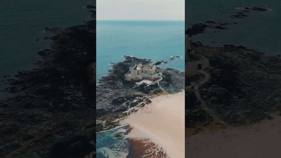 Les éclaireurs à Saint-Malo 🔥🏴‍☠️Production exécutive du Relais de la Flamme de #Paris2024 📹