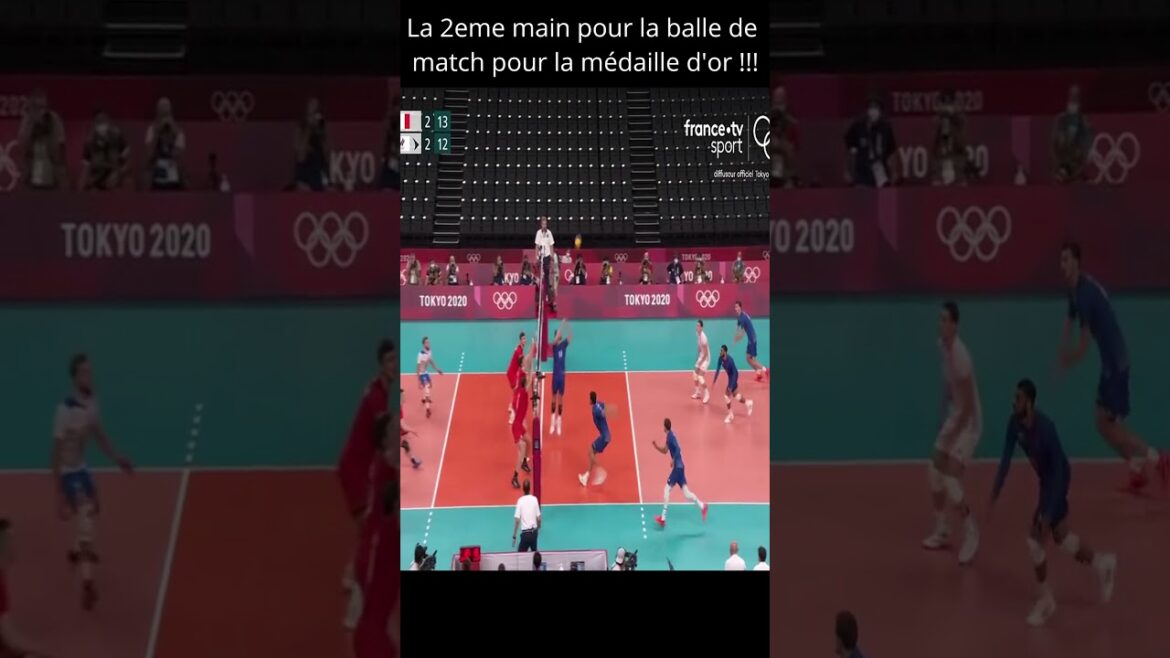 2eme main pour la médaille d'or aux JO France vs Russie  ❤️‍🔥-  #shorts #volleyball #volley