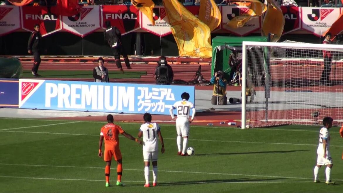Premier penalty de Gaku Shibasaki | Finale de la Coupe Navi 2012 Shimizu 1-2 Kashima Antlers |
