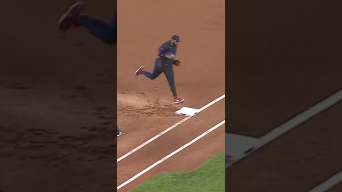 Yusei Kikuchi contre Juan Soto l 3 AB l Home Run !