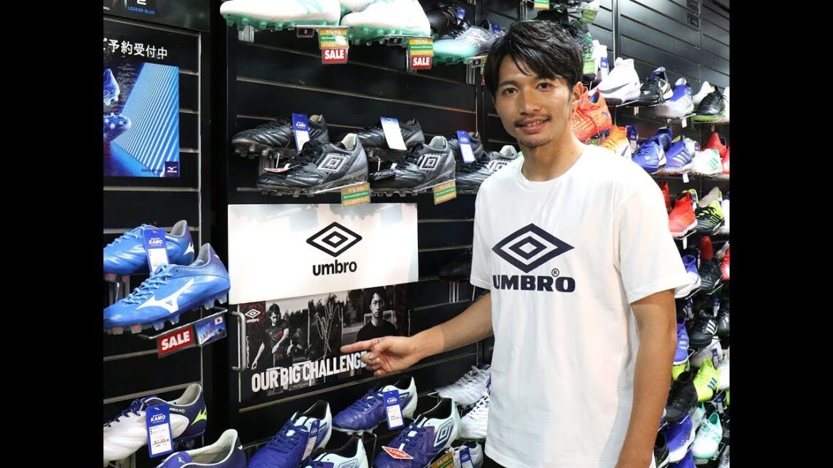 « Gaku Shibasaki » arrive dans la boutique de football KAMO Shibuya ! « Gaku Shibasaki » arrive dans la boutique de football KAMO Shibuya !