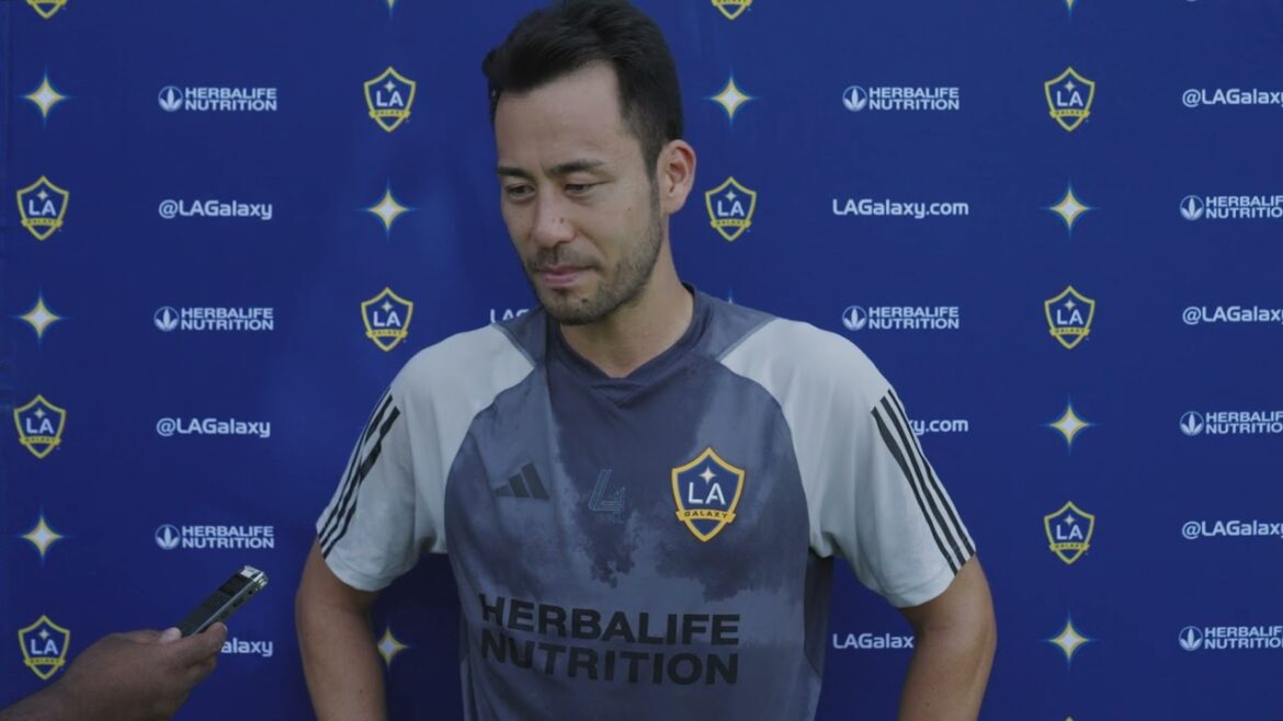 Maya Yoshida parle aux médias avant un match crucial contre les Portland Timbers