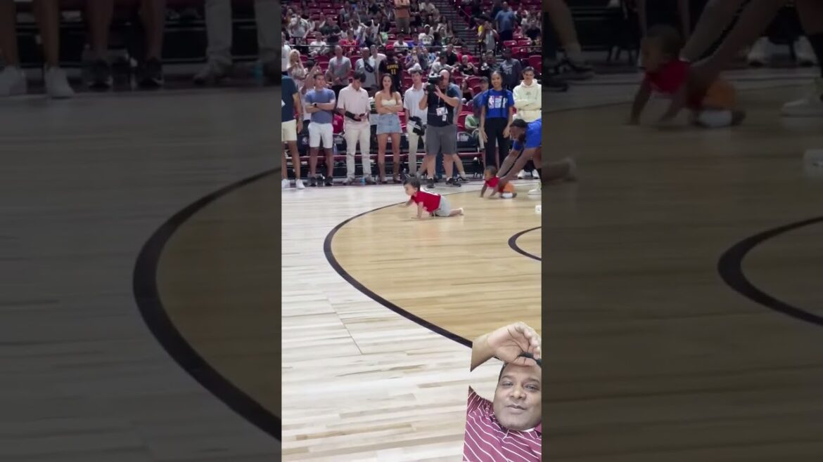 La course annuelle des bébés de la ligue ! 🥹 | #Shorts #nbc #olympics