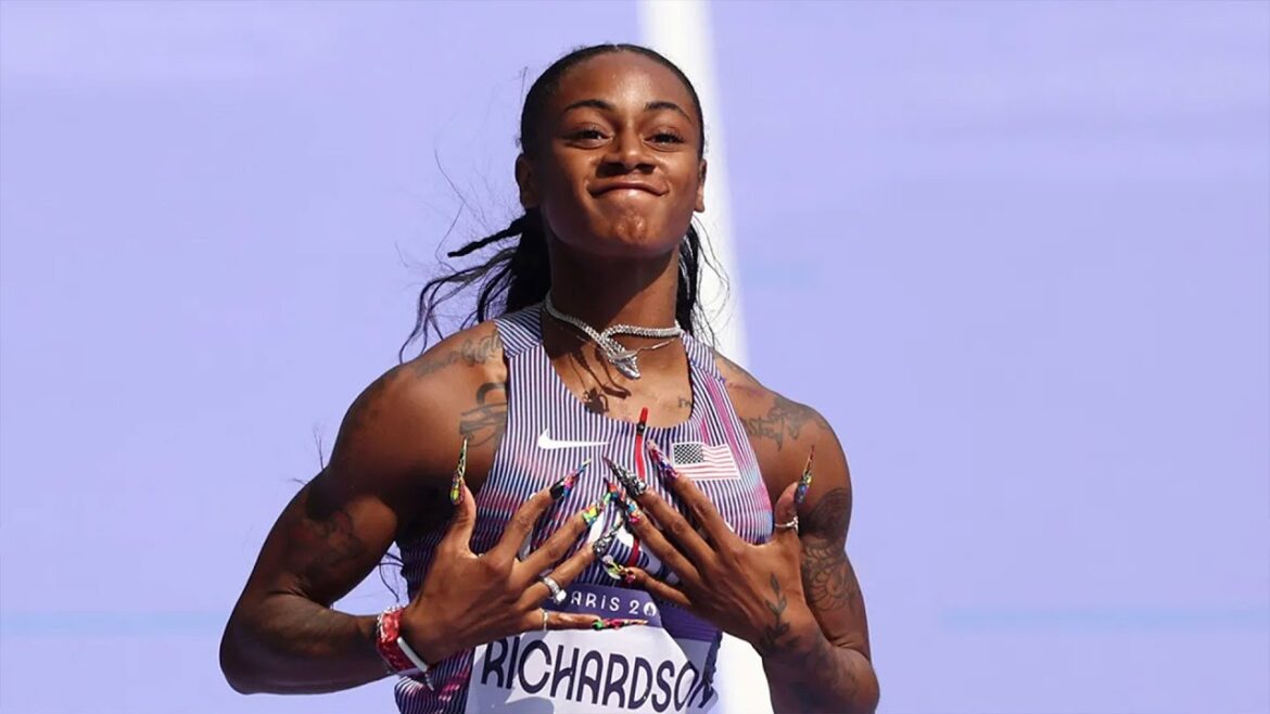 L'Américaine Sha'Carri Richardson décroche la médaille d'argent au 100 m féminin après sa suspension des Jeux olympiques de Tokyo
