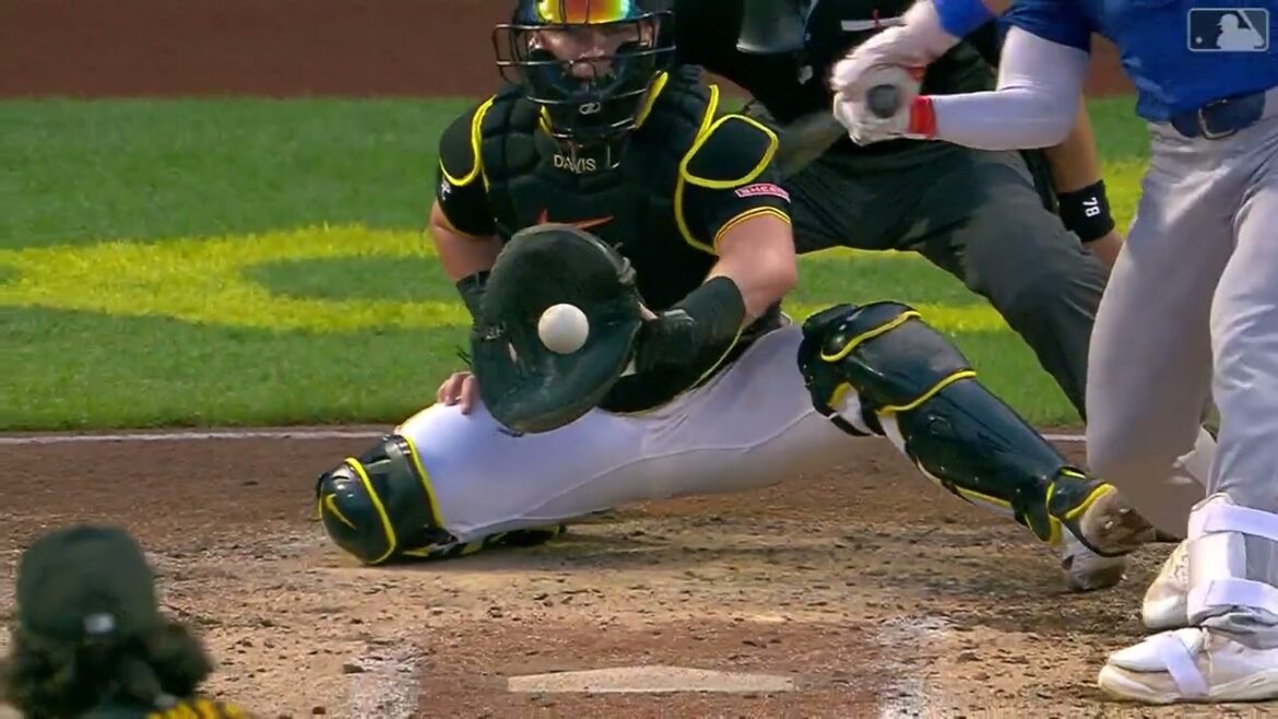 Le home run de Seiya Suzuki dans le champ opposé