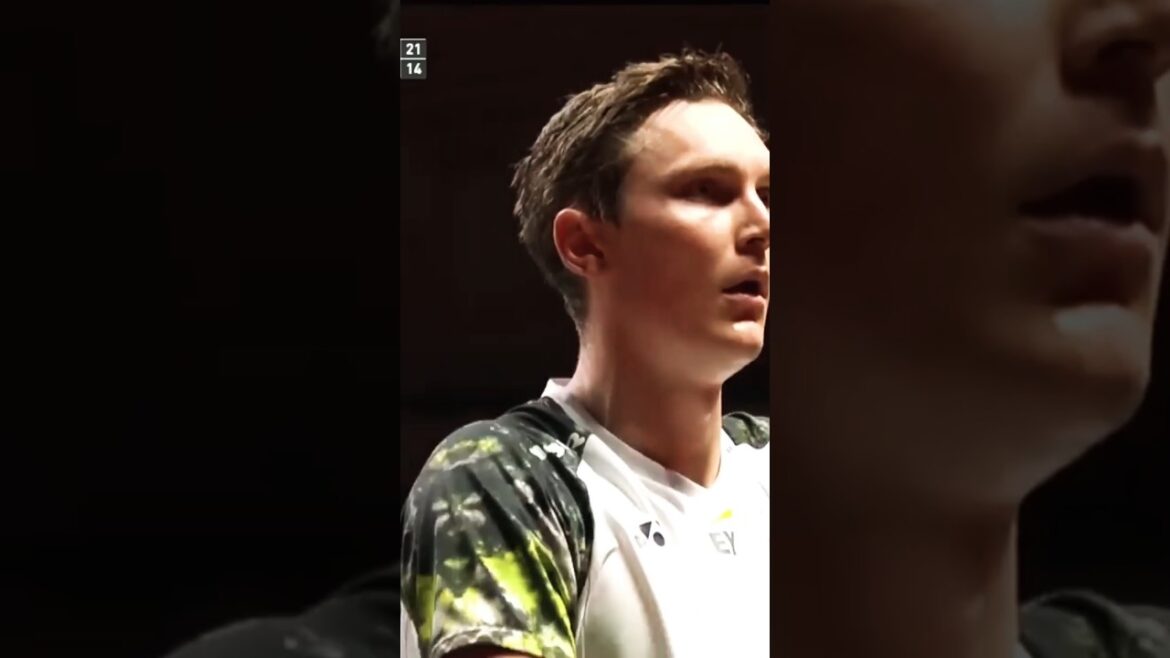 Viktor Axelsen est toujours remarquable ! #viktoraxelsen #shortvideo #badminton #shorts #bwf