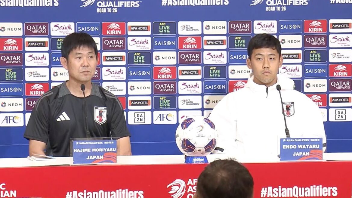[Équipe nationale de football du Japon]Conférence de presse avant le match contre la Chine, Hajime Moriyasu et Wataru Endo, éliminatoires de la finale de la Coupe du monde d'Amérique du Nord et d'Asie |