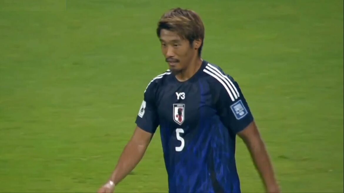 C'est ce qui arrive quand Hidemasa Morita devient sérieux contre Bahreïn