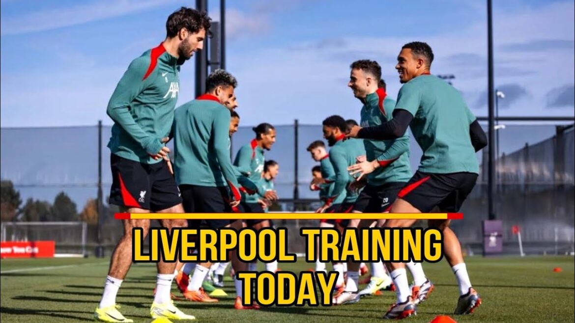 À l’intérieur de l’entraînement de Liverpool aujourd’hui avant le match de Chelsea🔥 À l'intérieur de l'entraînement de Liverpool aujourd'hui avant le match de Chelsea🔥