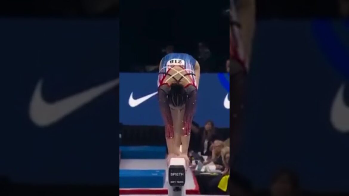 Suni Lee a l'air parfaite en gymnaste #suni lee #gymnaste artistique américaine #barres inégales