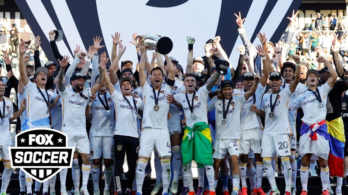 Cérémonie de remise du trophée du championnat de la Coupe MLS 2024 du LA Galaxy | RENARD Football
