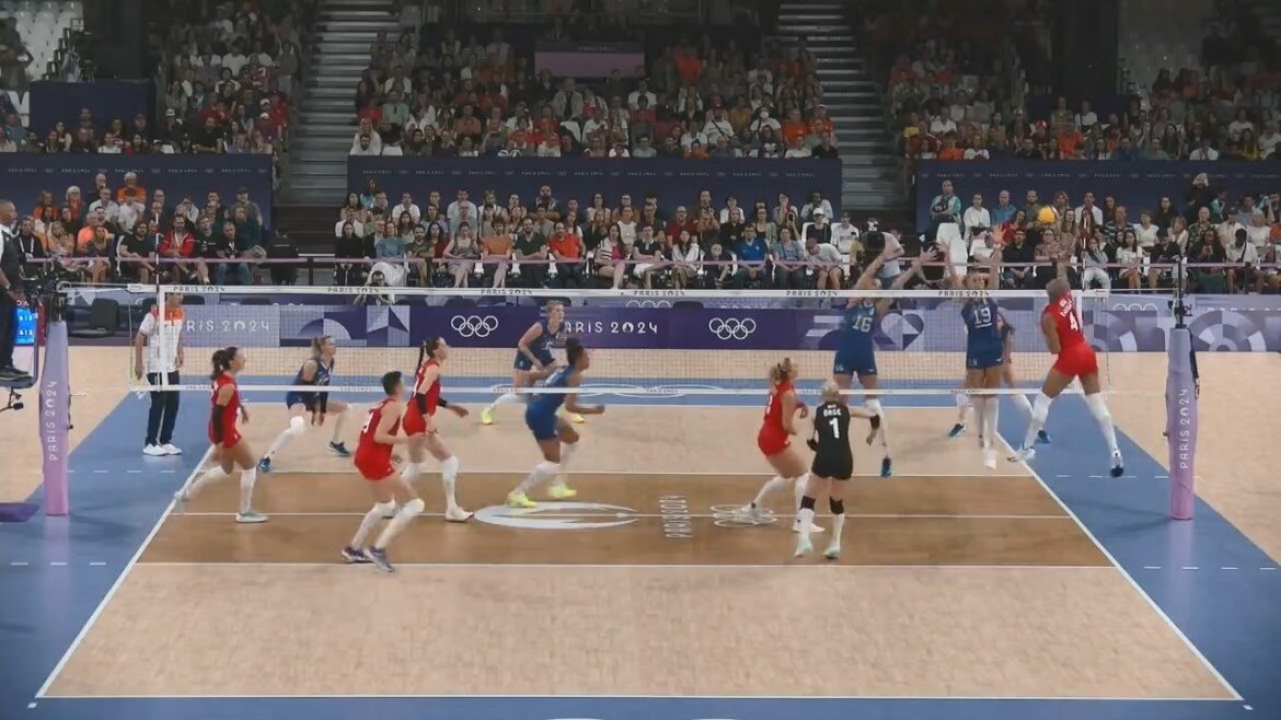 Volleyball Turkey Melissa Vargass amazing in Turkey - Netherlands at Paris Olympics 2024