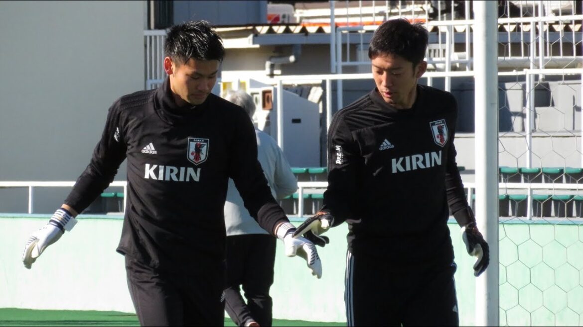 [Camp d'entraînement de l'équipe nationale du Japon]GK Kosuke Nakamura/Shuichi Gonda de l'équipe nationale du Japon Entraînement ouvert (1)