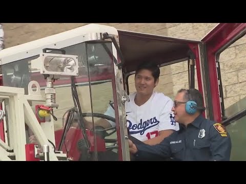 Shohei Ohtani, visite des Dodgers, remerciez les pompiers de Pacific Palisades Shohei Ohtani, visite des Dodgers, remerciez les pompiers de Pacific Palisades