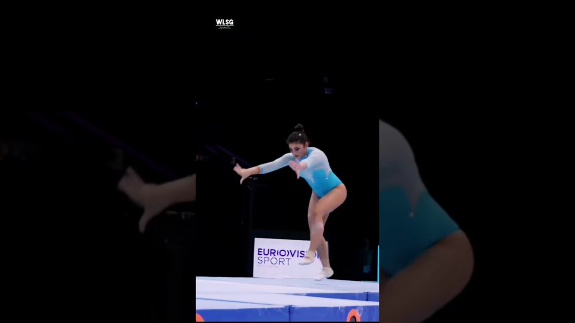 Gymnastique aux Jeux olympiques de Tokyo Breaking Boundaries 💯ll #Sports #OLYmpics #Jimnastik #jumping #USA