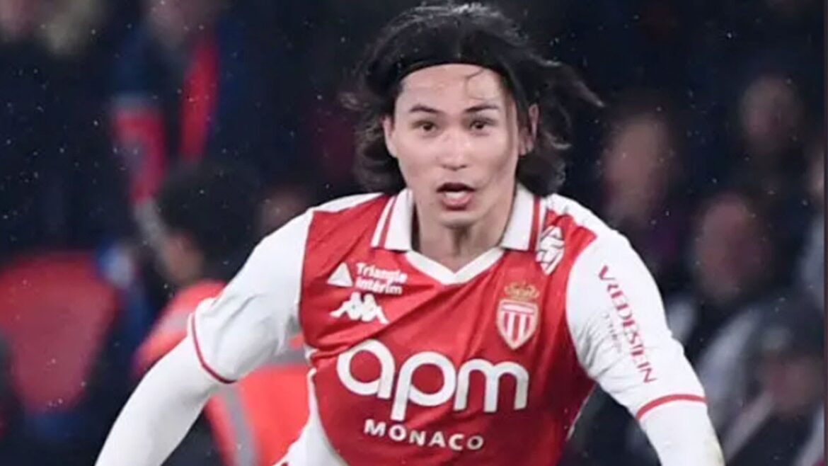 Minamino Takumi commence sur le côté gauche! Il a créé de nombreuses opportunités dans une épreuve de force la mieux classée avec le PSG supérieur![8 février]