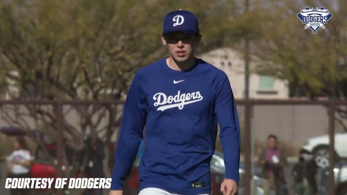 1er regard sur Roki Sasaki, Shohei Ohtani Pitching, Yamamoto et More Dodgers Spring Training BTS Jour 1!