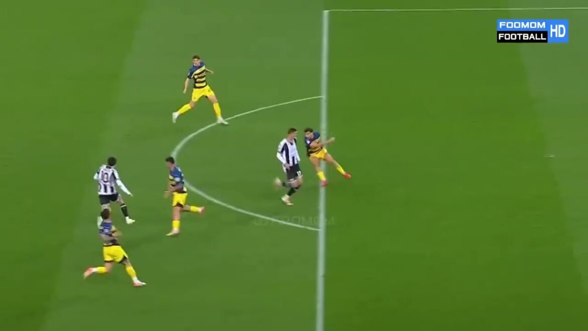 [Archives de football]"Éloge les médias locaux" de Suzuki Ayasu: "Save the Team" et "C'est le meilleur" au moment où le MVP mensuel a empêché une balle à bout portable 3M avec une super réaction[2 mars]