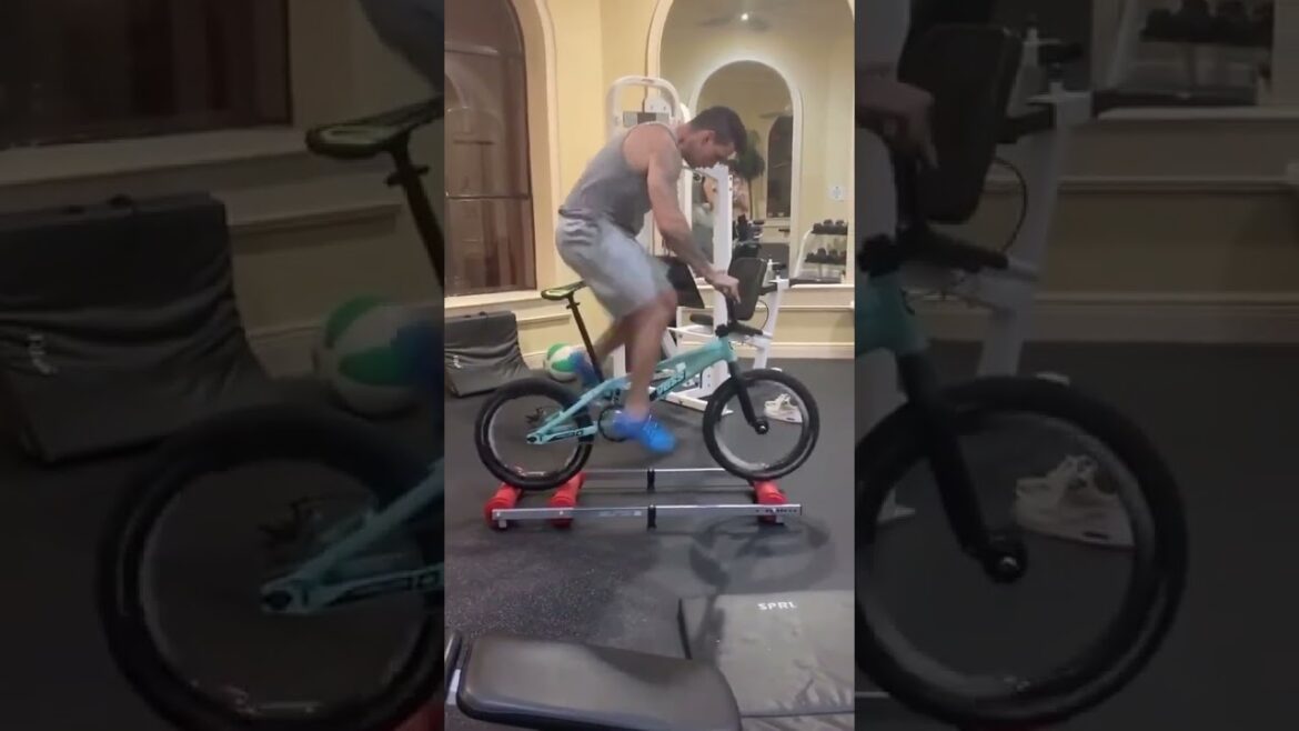 Cameron Moore racing training 🤯 #Olympics #BMXracing #BMX